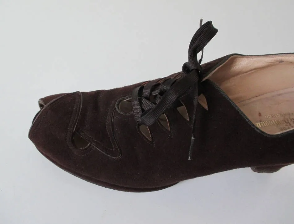 Vintage 30's 40's Brown Suede Lace Up Peep Toe Heels Shoes 8